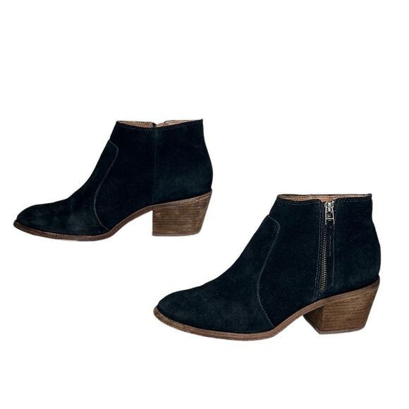 Madewell - “The Janice Boot” Heel Ankle Bootie in Black Suede - Size 10. Black - Picture 2 of 12